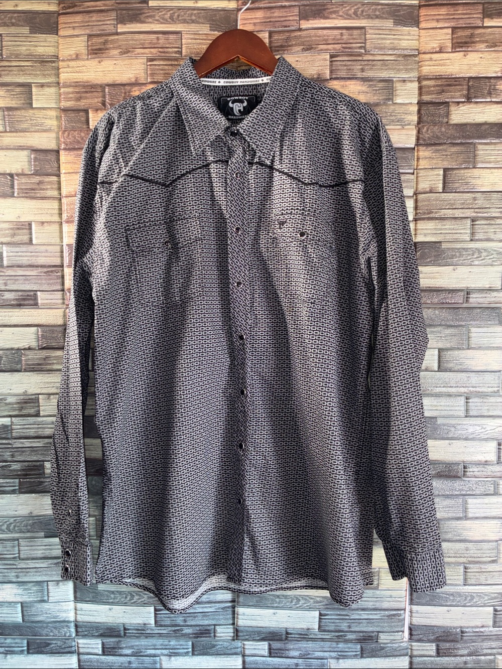 EUC Men's XXL Cowboy Hardware Black Patterned Button-Up Western Shirt